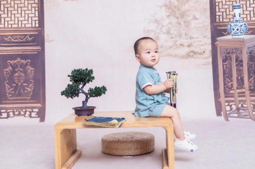 醴陵宝宝吃迷糊奶如何纠正